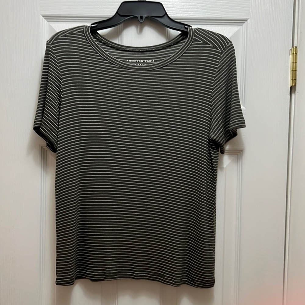 American Eagle Soft & Sexy Medium Striped Short Sleeve Shirt